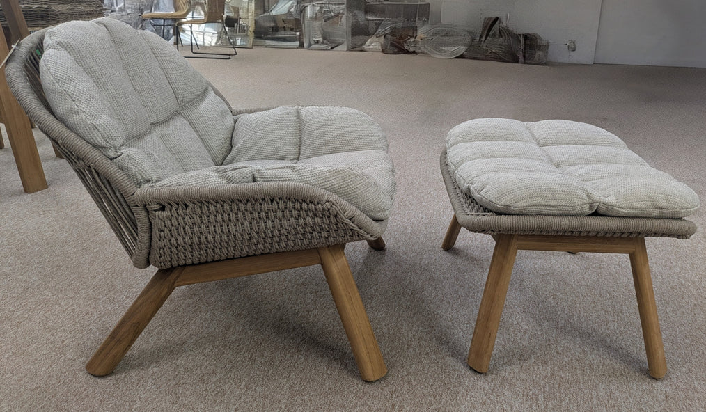Borek 'Barrel' Lounge Chair and Ottoman